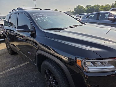 2022 GMC Acadia AT4