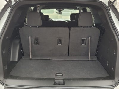 2023 Chevrolet Traverse LT Cloth w/2FL