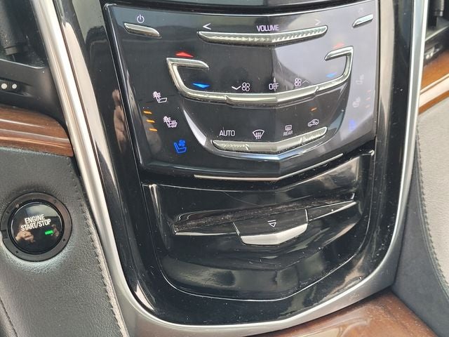 2019 Cadillac Escalade ESV Luxury