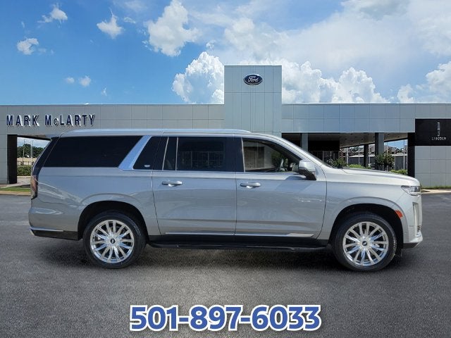 2023 Cadillac Escalade ESV Premium