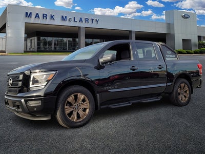 2024 Nissan Titan SV