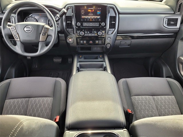 2024 Nissan Titan SV