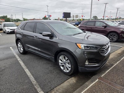 2020 Ford Edge Titanium