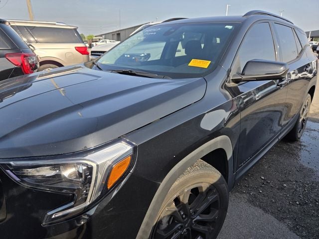 2021 GMC Terrain SLE