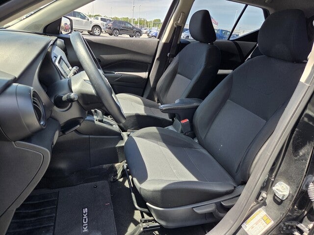 2023 Nissan Kicks S