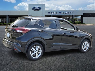 2023 Nissan Kicks S