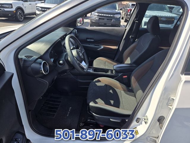 2024 Nissan Kicks SR