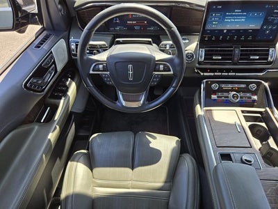 2022 Lincoln Navigator Black Label