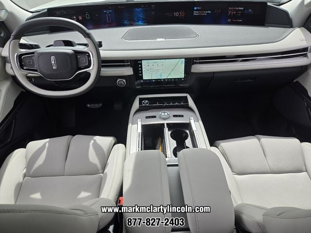 2026 Lincoln Navigator Premiere