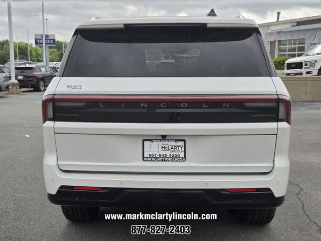 2026 Lincoln Navigator Premiere