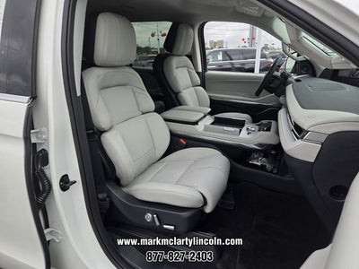 2026 Lincoln Navigator Premiere