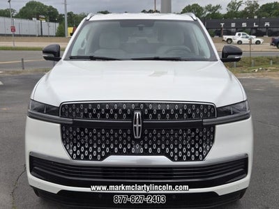 2026 Lincoln Navigator Premiere