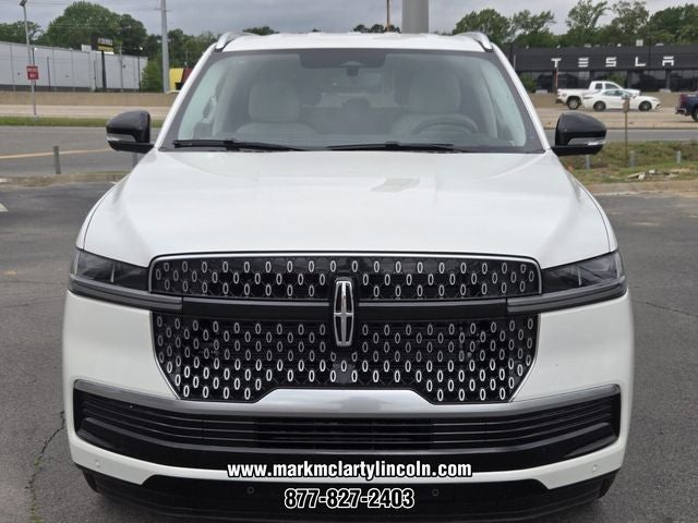 2026 Lincoln Navigator Premiere