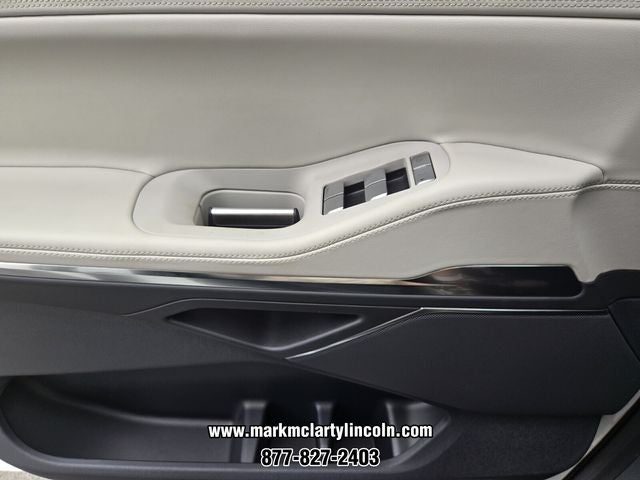 2026 Lincoln Navigator Premiere