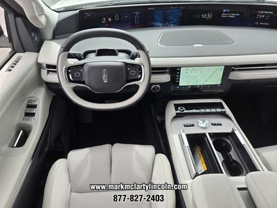 2026 Lincoln Navigator Premiere