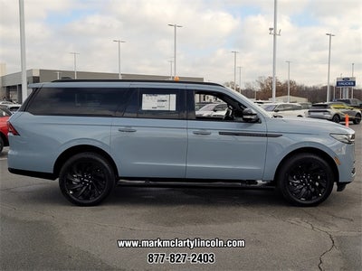 2025 Lincoln Navigator L Reserve