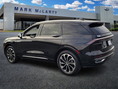 2024 Lincoln Nautilus Reserve