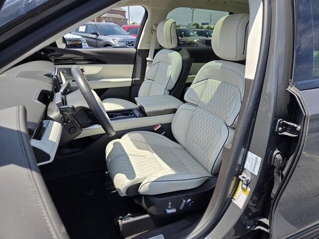 2025 Lincoln Nautilus Black Label