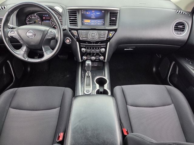 2019 Nissan Pathfinder SV