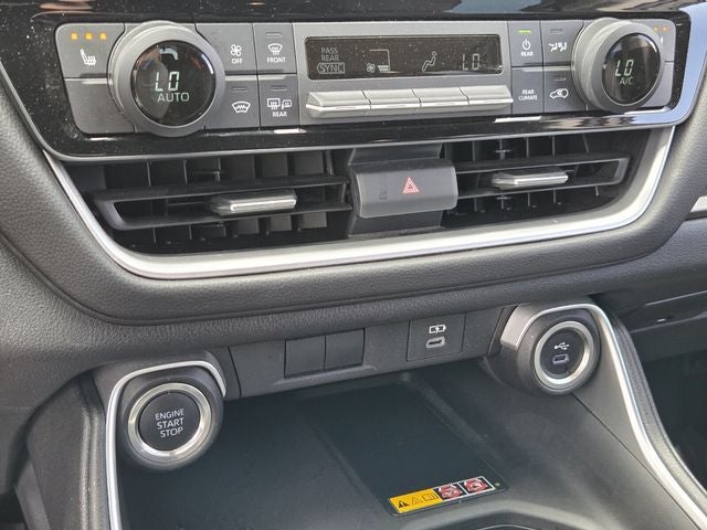 2025 Toyota Grand Highlander Base