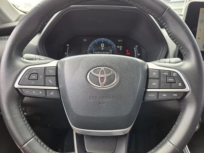2025 Toyota Grand Highlander Base