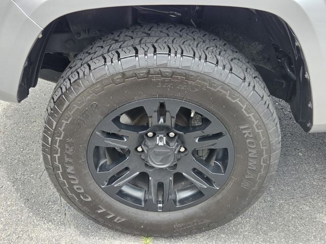 2019 Toyota Tacoma SR