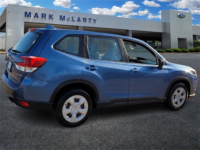 2022 Subaru Forester Base