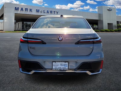 2025 BMW 7 Series 740i xDrive
