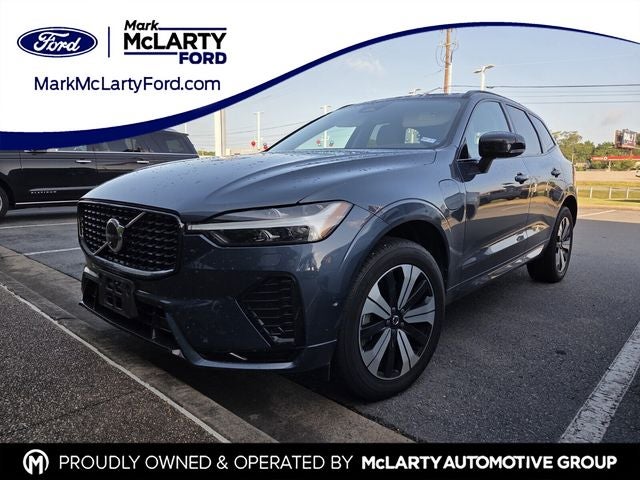 2024 Volvo XC60 Recharge Plug-In Hybrid T8 Plus Dark Theme
