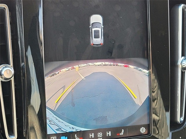 2023 Volvo XC40 B5 Core