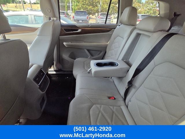 2025 Volkswagen Atlas 2.0T SE w/Technology