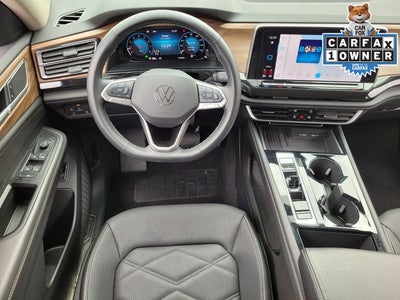2025 Volkswagen Atlas 2.0T SE w/Technology