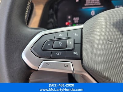 2025 Volkswagen Atlas 2.0T SE w/Technology