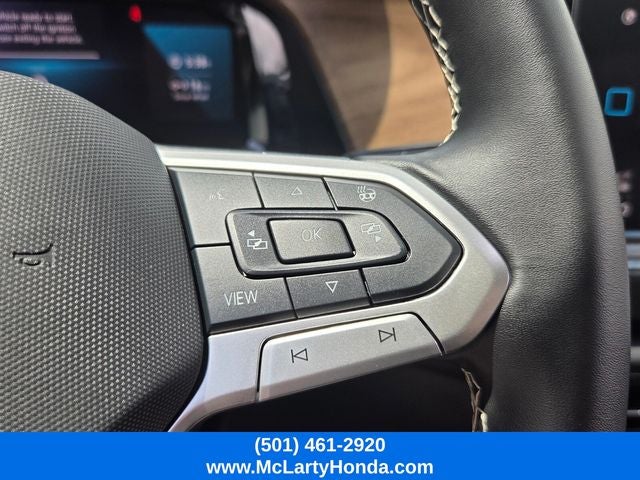 2025 Volkswagen Atlas 2.0T SE w/Technology
