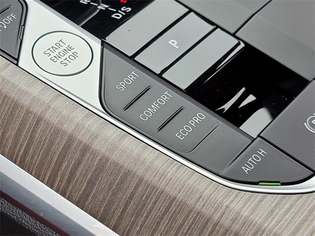 2025 BMW 3 Series 330i xDrive