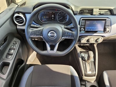 2023 Nissan Versa 1.6 SV