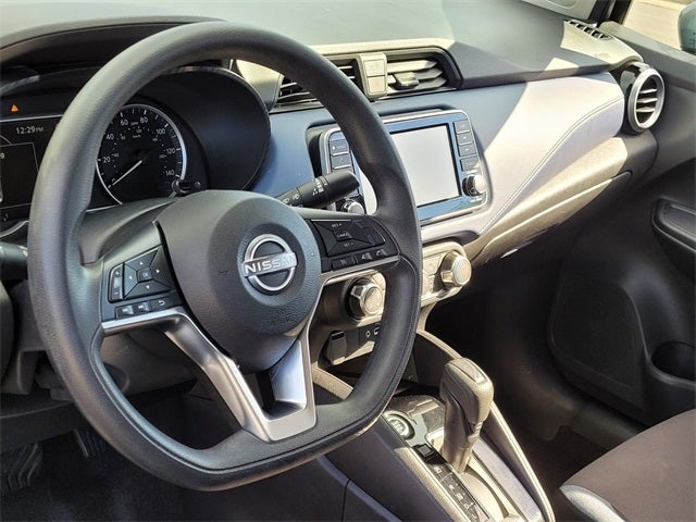 2023 Nissan Versa 1.6 SV