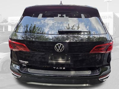 2024 Volkswagen Taos 1.5T SE