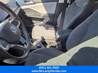 2024 Volkswagen Taos 1.5T SE