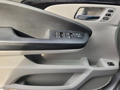 2021 Honda Pilot Touring 7 Passenger