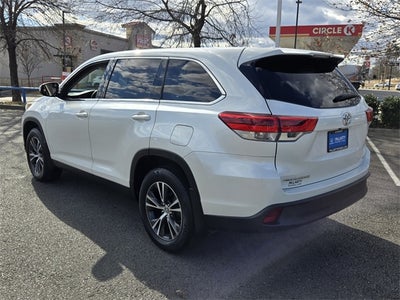 2019 Toyota Highlander LE