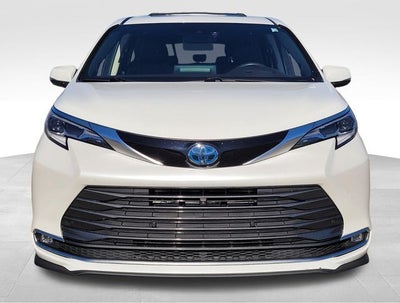 2022 Toyota Sienna Platinum 7 Passenger