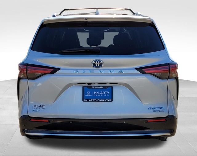 2022 Toyota Sienna Platinum 7 Passenger