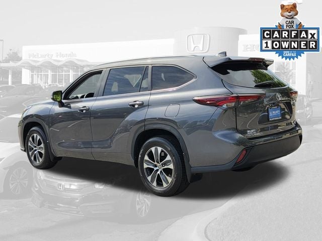 2025 Toyota Highlander XLE
