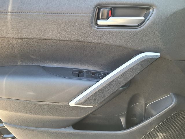 2025 Toyota Corolla Cross XLE