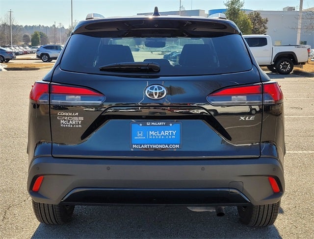 2025 Toyota Corolla Cross XLE