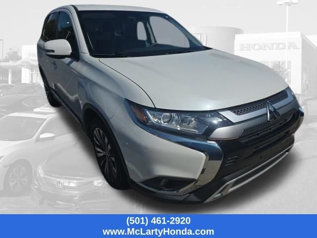 2020 Mitsubishi Outlander SE
