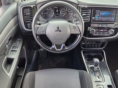 2018 Mitsubishi Outlander SE