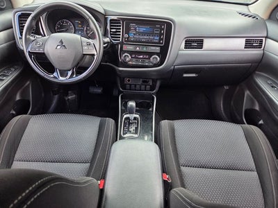 2018 Mitsubishi Outlander SE