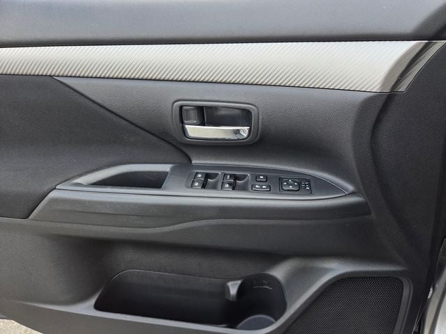 2018 Mitsubishi Outlander SE